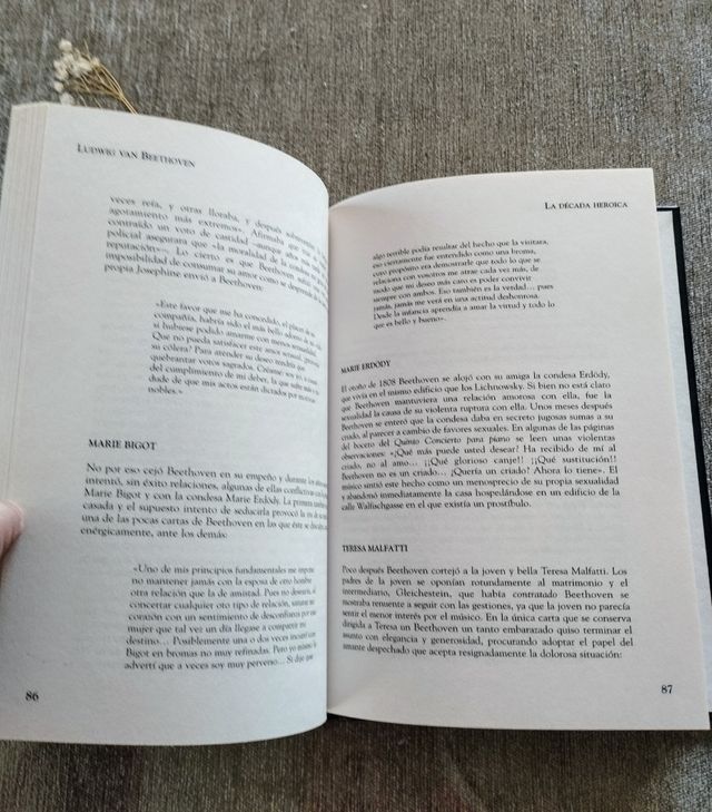 Colección de 3 libros "Grandes biografías".