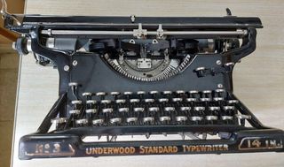 Máquina de escribir Underwood Antigua