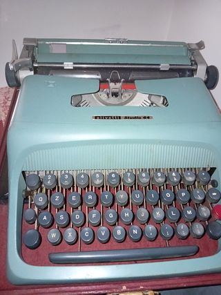 Macchine da scrivere vintage Olivetti
