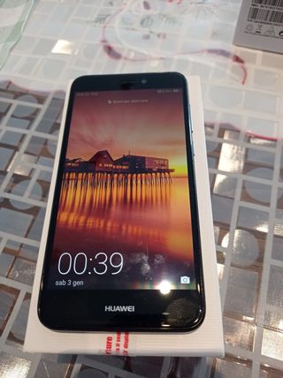 Smartphone Huawei P8 2017, display 5,2’, 16giga