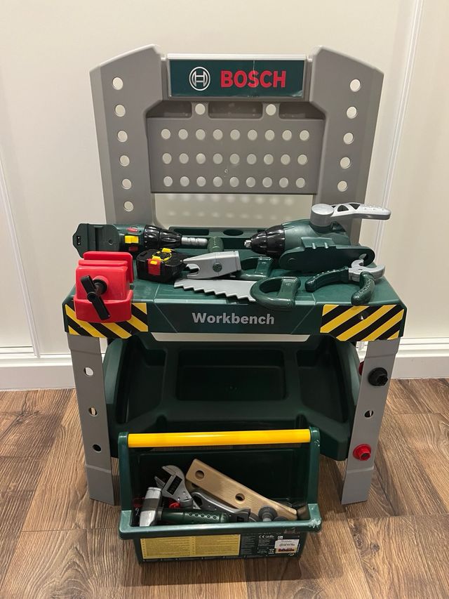 Banco Herramientas Bosch con Accesorios