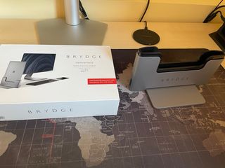 Soporte vertical MacBook Pro Brydge
