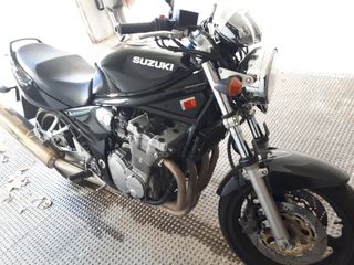 Motocicleta Suzuki Bandit