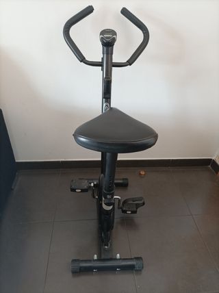 Bicicleta estática básica Activo +