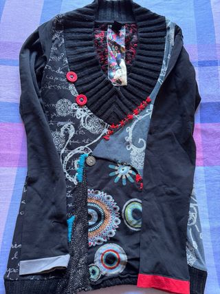 Jersey Desigual. Talla L