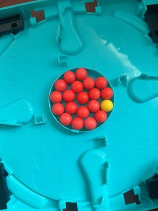 Tragabolas juego de mesa