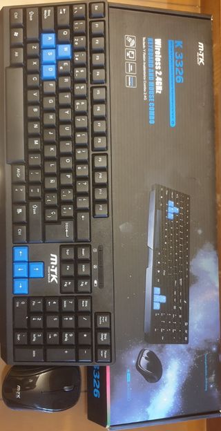 Teclado y ratón PC inalambrico.