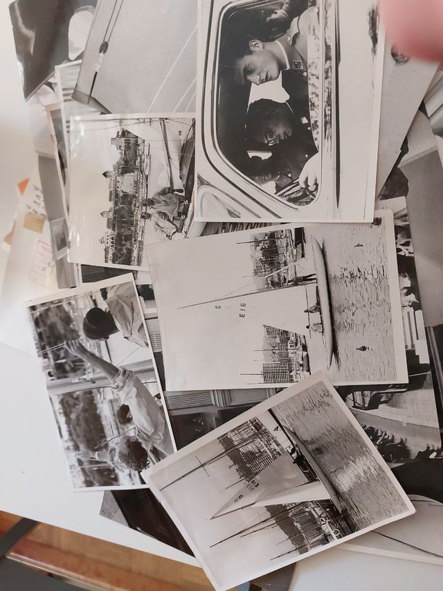 Lote 50 fotos familia Real  Rey  Reina