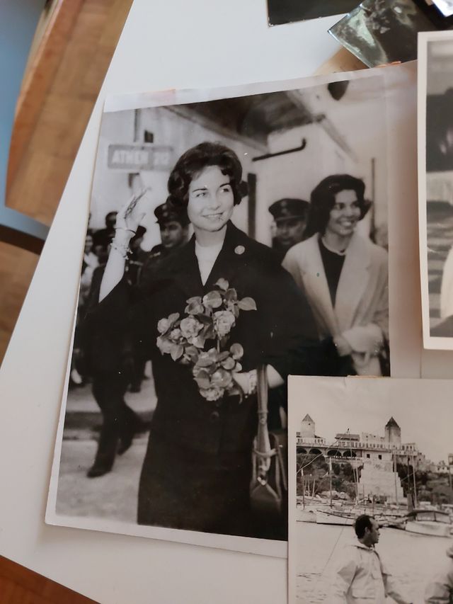 Lote 50 fotos familia Real  Rey  Reina