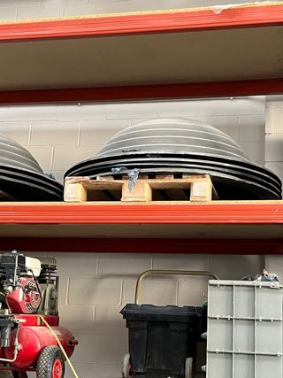 jardinera de hierro fundido Nuevas!