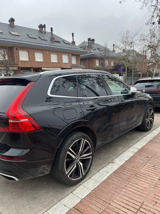 Volvo XC60 2.0 D4 RDesign Auto