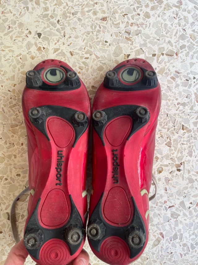 Scarpe da calcio rosse