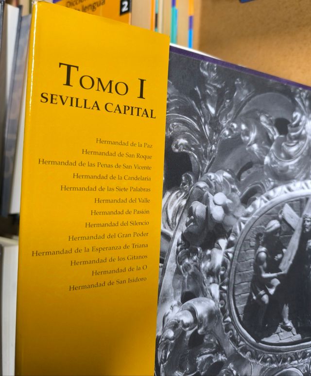 Libros Nazarenos de Sevilla