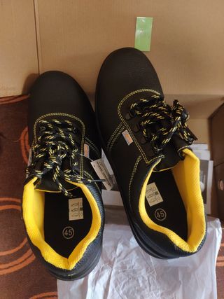 Zapatos de seguridad, Talla 45