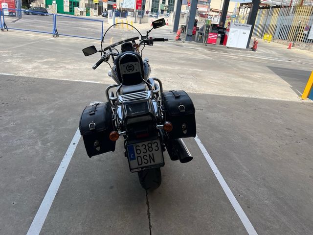 Suzuki Intruder M800 2005