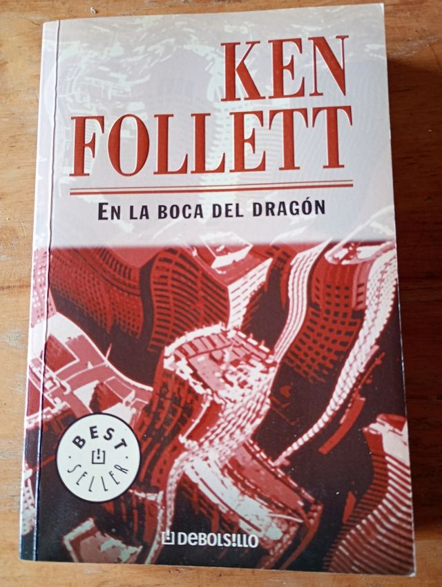 En la boca del dragon / The Hammer of Eden (Spanish Edition)