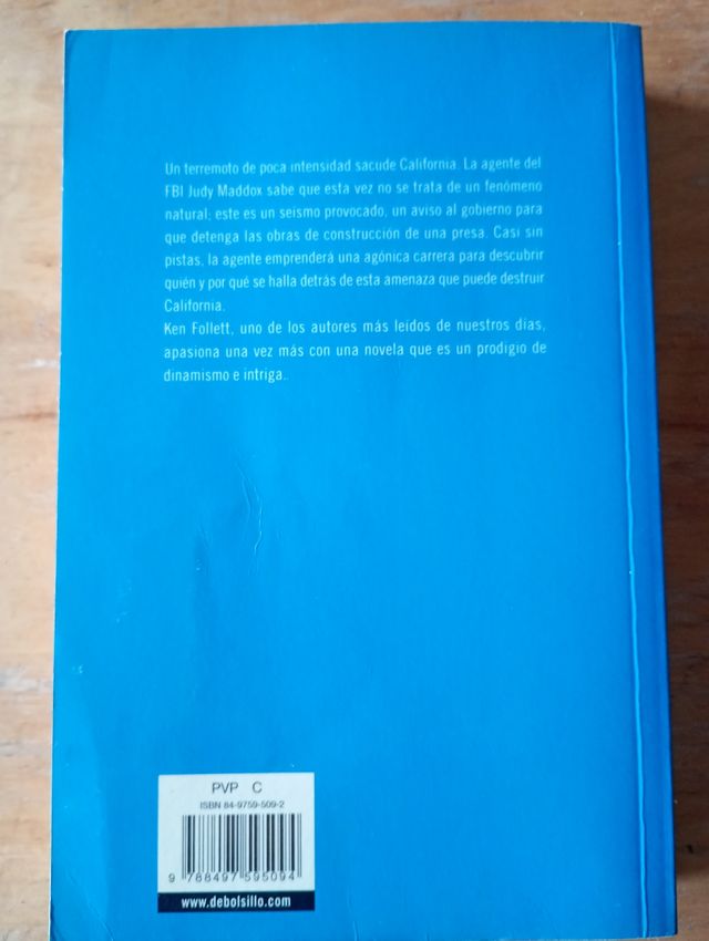 En la boca del dragon / The Hammer of Eden (Spanish Edition)