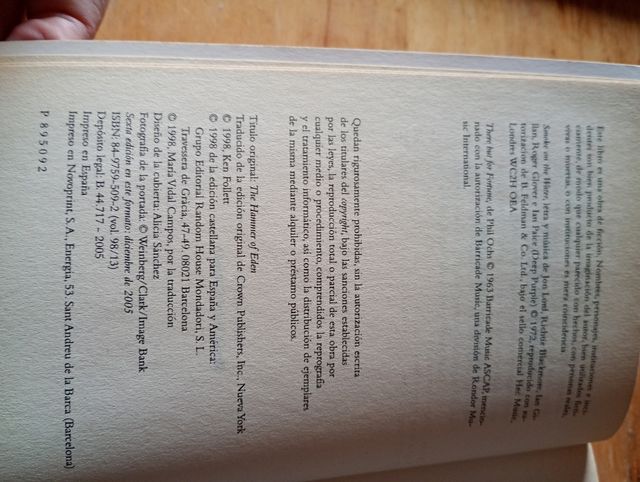 En la boca del dragon / The Hammer of Eden (Spanish Edition)