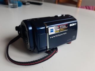 Videocámara SONY DCR-SX30
