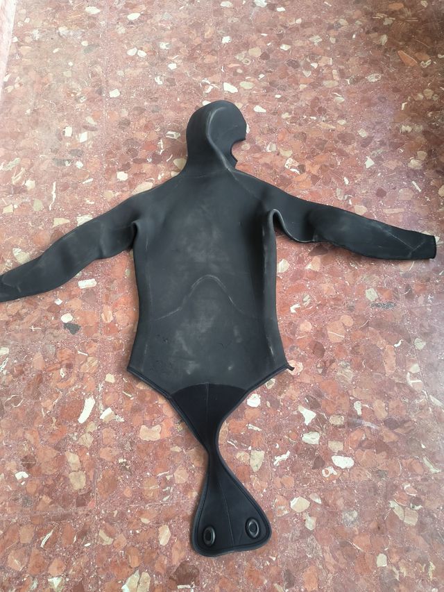 Chaqueta BEUCHAT MARLÍN PRESTIGE 7 MM