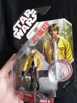 Figura Star Wars Luke Skywalker Yavin Ceremony 30T