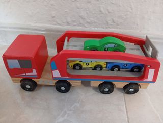 Camión potacoches de madera