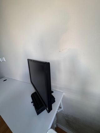 Ordenador Sobre Mesa