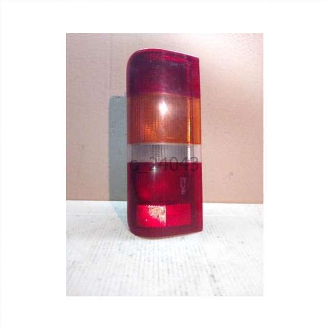 Piloto trasero derecho Ford Courier (-) 1. c_24043