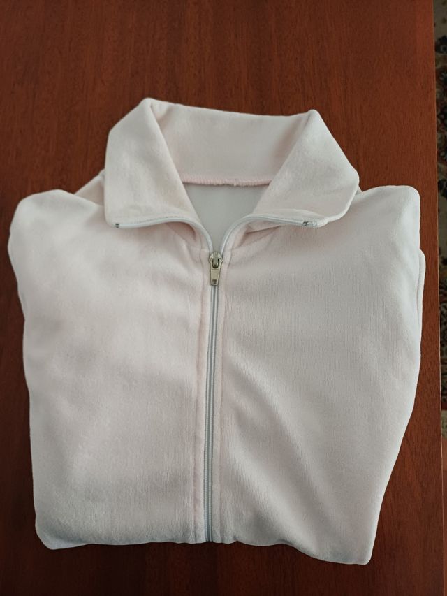 Sudadera rosa con cremallera