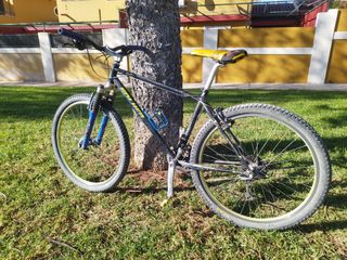 MTB talla M de acero al carbono
