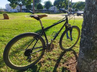 MTB talla M de acero al carbono