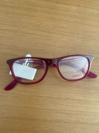 Carrera. Gafa de graduado.