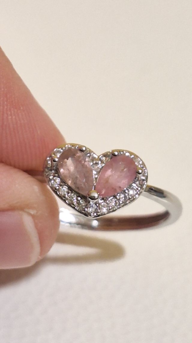 Anello in acciaio e Tormalina rosa