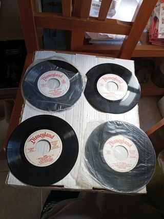 4 discos vinilo Disneyland cuentos infantiles