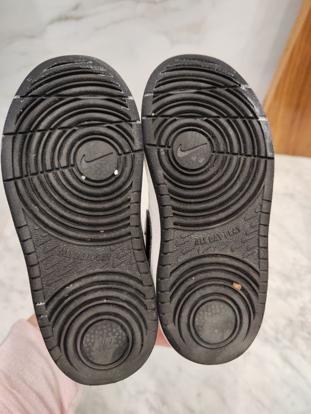 NIKE Court Borough Low Recraft,26.