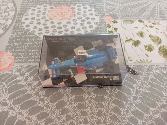 Minichamps 1/43 Benetton b198 a. Wurz