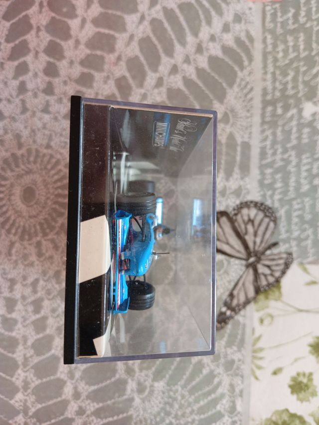 Minichamps 1/43 Benetton b198 a. Wurz