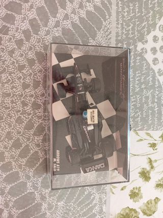 Coche a escala 1/43 arrows m. Salo