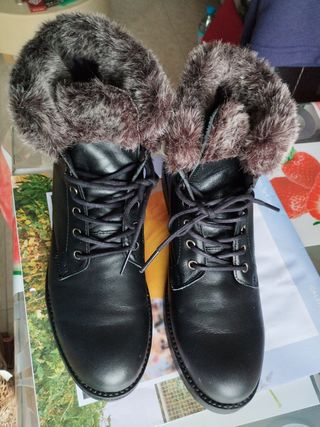 Botines de piel en negro Marca Marietta's