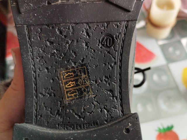 Botines de piel en negro Marca Marietta's