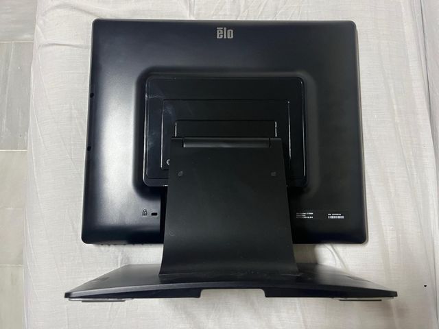 Monitor táctil ELO modelo ET1717LK