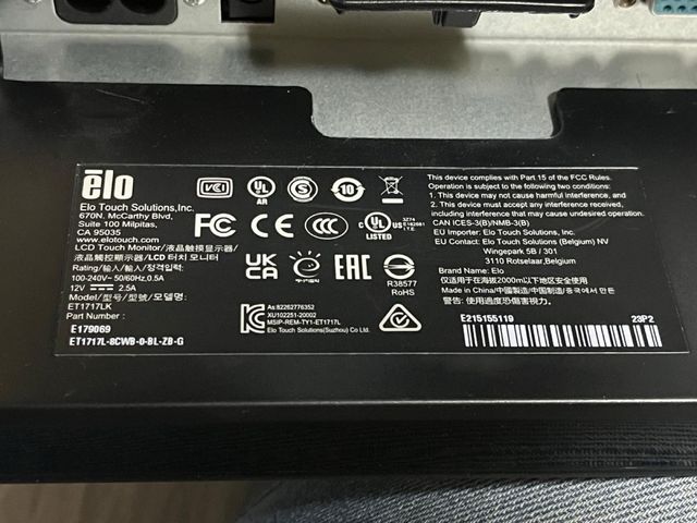 Monitor táctil ELO modelo ET1717LK