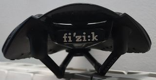 Sillín carbono Fizik Arione R1