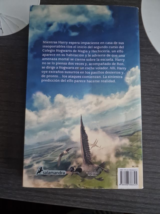 Harry Potter y la cámara secreta (Harry Potter 2) (Spanish Edition)