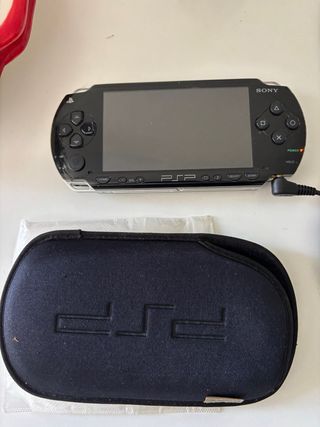 PSP, juegos y tarjeta de memoria