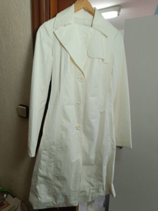 Gabardina zara talla M  nuevo 