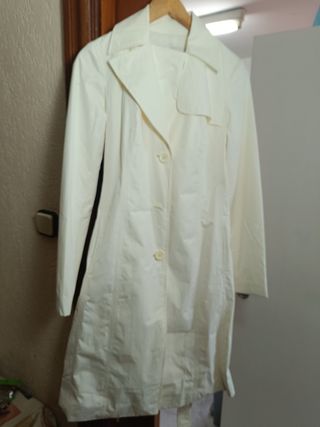 Gabardina zara talla M  nuevo 