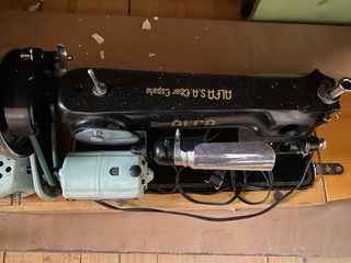 Maquina coser ALFA 1966 antiguo vintaje