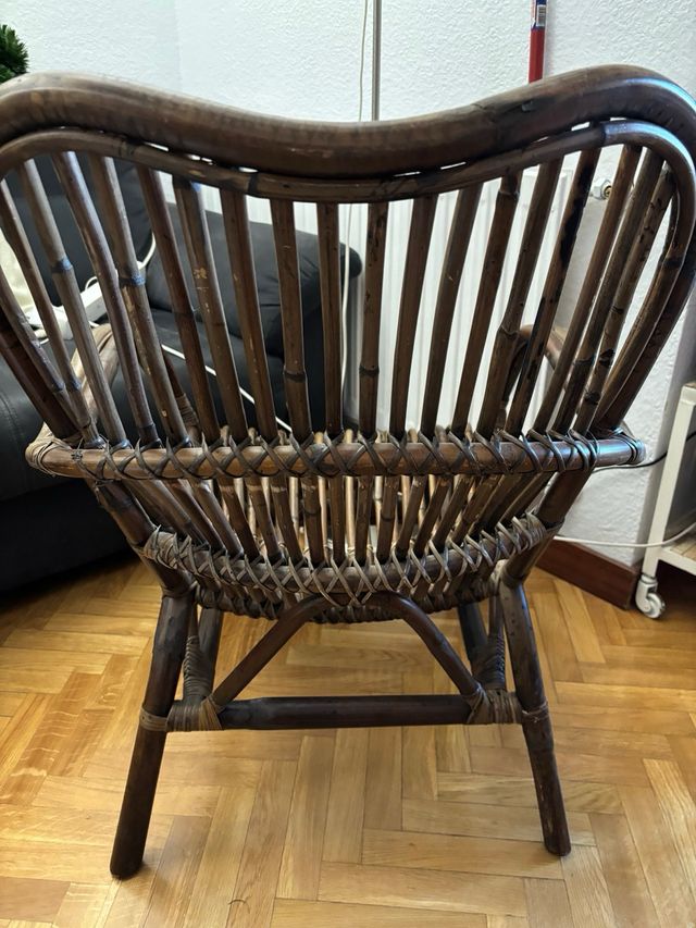 Sillón de mimbre bambu