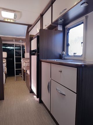 Autocaravana Rimor katamarano 9